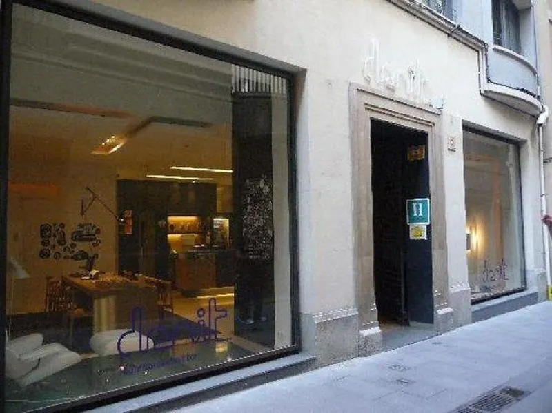 ***  Hotel Denit Barcelona España