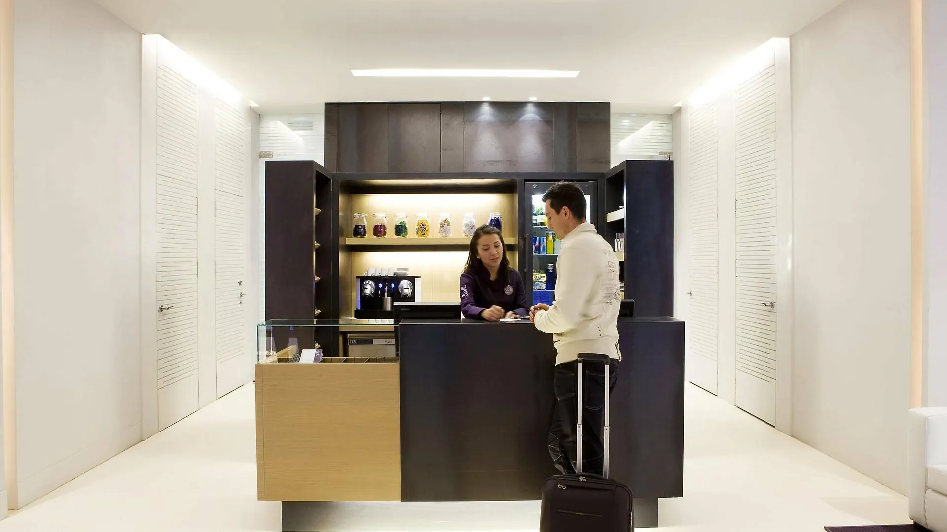 Hotel Denit Barcelona España